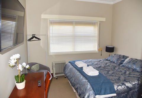 Boucher Manor - Northam. - Accommodation in Bendigo 0