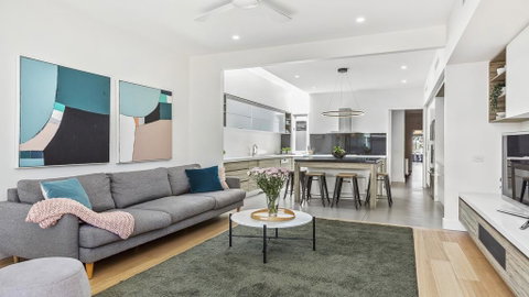 Boutique Stays - Victorian Vogue, Richmond House - Accommodation in Bendigo 0