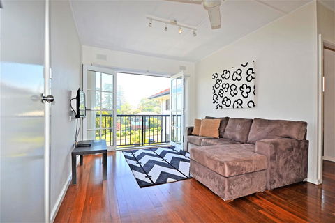 Breakers 6 2 Hill Street - Accommodation in Bendigo 0