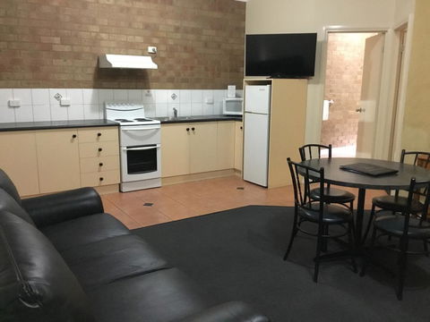 Bridges On Meninya Motel & Apartments - Accommodation in Bendigo 1