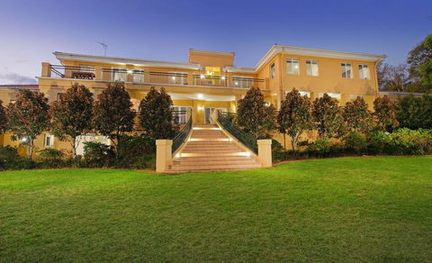 Bridgewings Lighthouse Beach - Accommodation in Bendigo 3