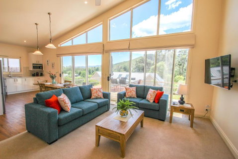 Bright Serendipity - Accommodation in Bendigo 0