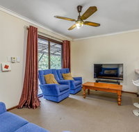 Bright Neat  Convenient House - Accommodation in Bendigo