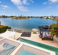 Broadbeach Waterfront Holiday House - Accommodation in Bendigo