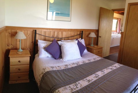 Buln Buln Cabins - Accommodation in Bendigo 3