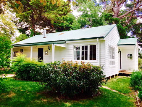Cairnie Country Cottage - Accommodation in Bendigo 0
