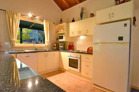 Camellia Lodge - Accommodation in Bendigo 1