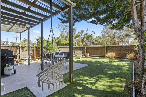 CAPEL'S REST - CAPEL SOUND - Accommodation in Bendigo 2