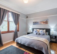 Carramar CozyHome 1minStation 5Bdrms1.5bathSleeps8 - Accommodation in Bendigo