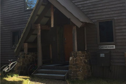 Catherine - Accommodation in Bendigo 0
