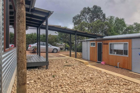 CDC-625 Beach House Incl.rear 2BR Studio - Accommodation in Bendigo 1