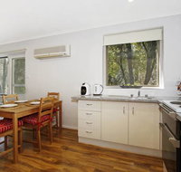 Cedar 6 - fully renovated apartment - Accommodation in Bendigo