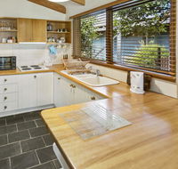 Cedar Cottage - Close to water and pet friendly - Accommodation in Bendigo