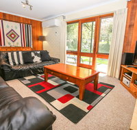 Cedar Holiday Units - Apartment 1 - Accommodation in Bendigo