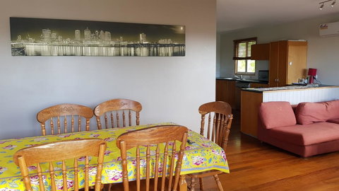 Cedar Lookout - Accommodation in Bendigo 3