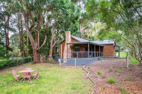 Cedarwood Holiday Park - Accommodation in Bendigo 1