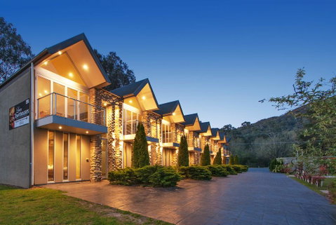 Centenary Peaks - Accommodation in Bendigo 2