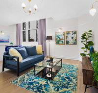 Central Apartment with Spacious Living and Dining - Accommodation in Bendigo