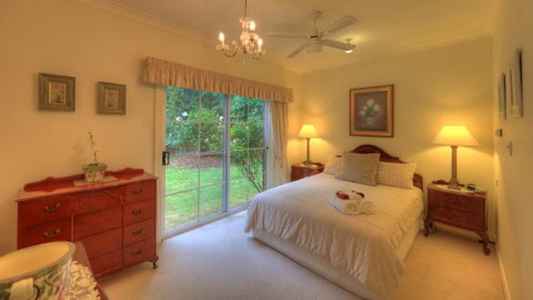 Chalets Lumineux - Accommodation in Bendigo 0
