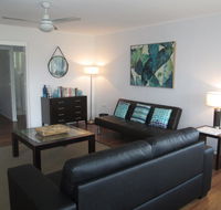 Charming Beach House - Accommodation in Bendigo