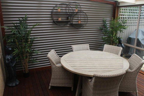 Church St - Accommodation in Bendigo 1