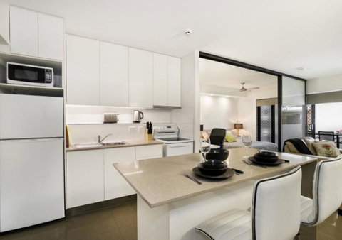 City Getaway Modern Bowen Hills 1 Bedroom With Free WIFI And Parking - Accommodation in Bendigo 0