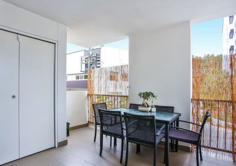 City Getaway Modern Bowen Hills 1 Bedroom With Free WIFI And Parking - Accommodation in Bendigo 2