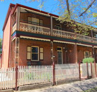 Classic Old Style House - Accommodation in Bendigo
