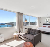Coastal chic designer apartment - Accommodation in Bendigo
