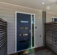 COASTAL SOUL VILLA  BROADBEACH - Accommodation in Bendigo