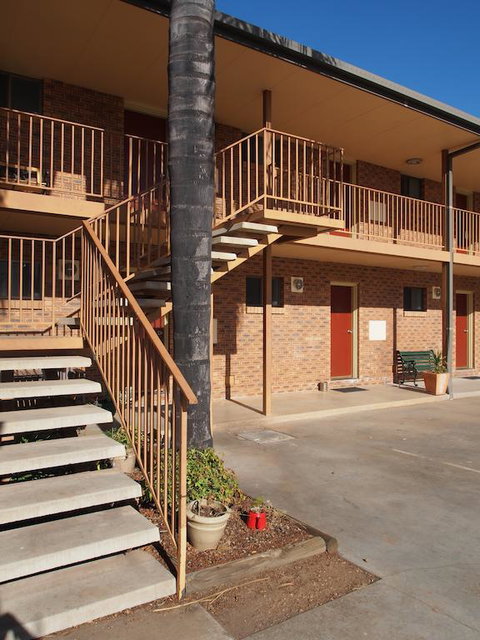 Cobar Town & Country Motor Inn - Accommodation in Bendigo 3