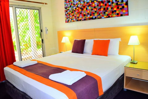 Coconut Grove Holiday Apartments - Accommodation in Bendigo 2