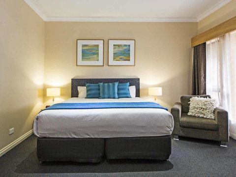 Comfort Inn & Suites Sombrero - Accommodation in Bendigo 1