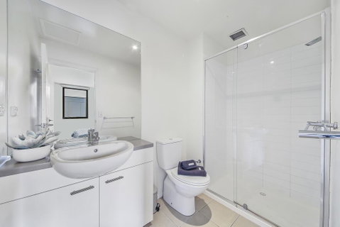 Comfy 2BR Suite Near Flemington Races, FREE Parking - Accommodation in Bendigo 3