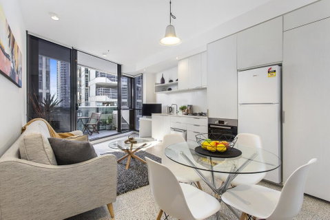 Complete Host SEE Apartments - Accommodation in Bendigo 0