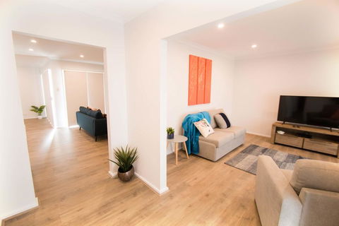 Contemporary Esprit With River Reserve Access - Accommodation in Bendigo 1