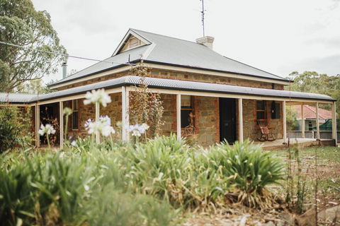 Cooke Cottage - Accommodation in Bendigo 0