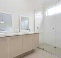 CORYMBIA - MOUNT MARTHA - Accommodation in Bendigo