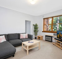 Cosy 2BR plus Parking in Nth Sydney - Accommodation in Bendigo