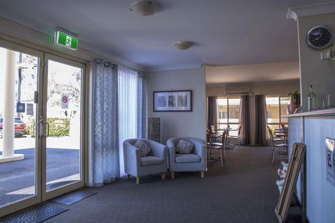 Country Roads Motor Inn - Accommodation in Bendigo 1