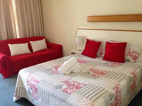 Country Rose Motel Warwick - Accommodation in Bendigo 3