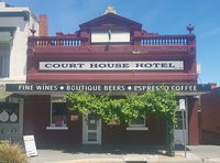 Courthouse Hotel