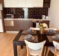 Cozy  Brand New Apt in the Heart of Western - Accommodation in Bendigo