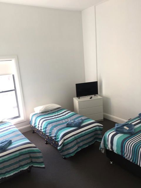 Crown Inn Hotel - Accommodation in Bendigo 2