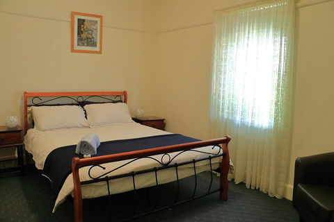 Curnows - Accommodation in Bendigo 2