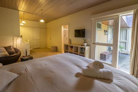 Cygnet, Studio On Sturt - Accommodation in Bendigo 0