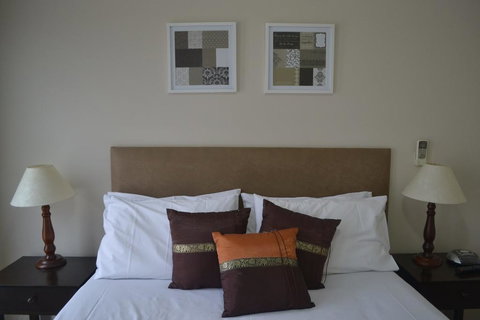 Cypress Waterview Spa Apartment - 37B - Accommodation in Bendigo 2