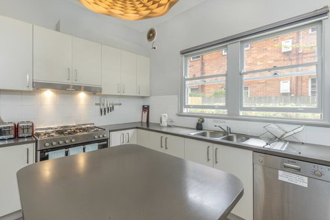 Dalziel Lodge - Accommodation in Bendigo 3