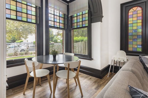 Dalziel Lodge - Accommodation in Bendigo 2