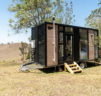 Dam It Getaway Tiny House - Accommodation in Bendigo
